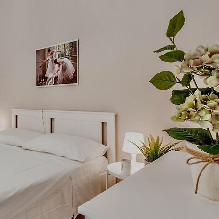 Appartement Domus Camilla à Rome Extérieur photo