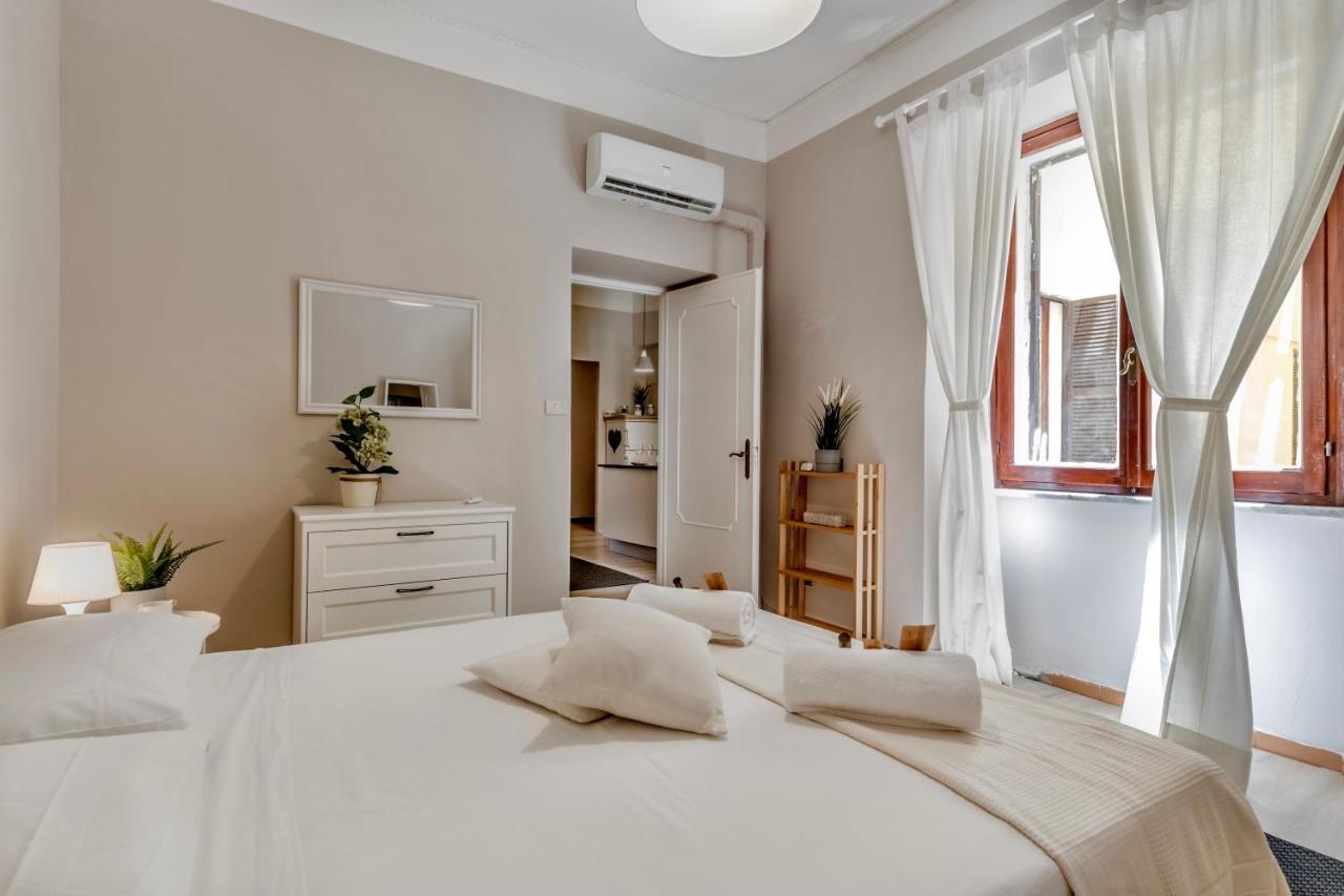 Appartement Domus Camilla à Rome Extérieur photo